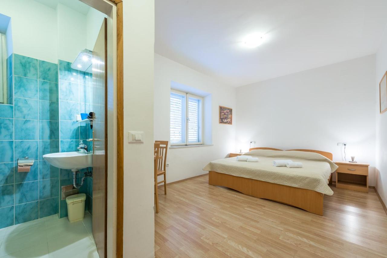 Villa Nona ซัฟทัท ภายนอก รูปภาพ